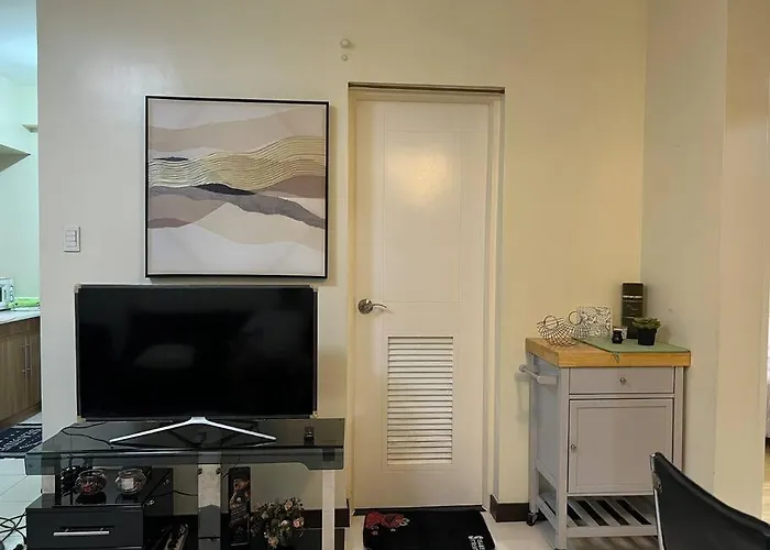 Zinnia North Tower 3202 Apartment *